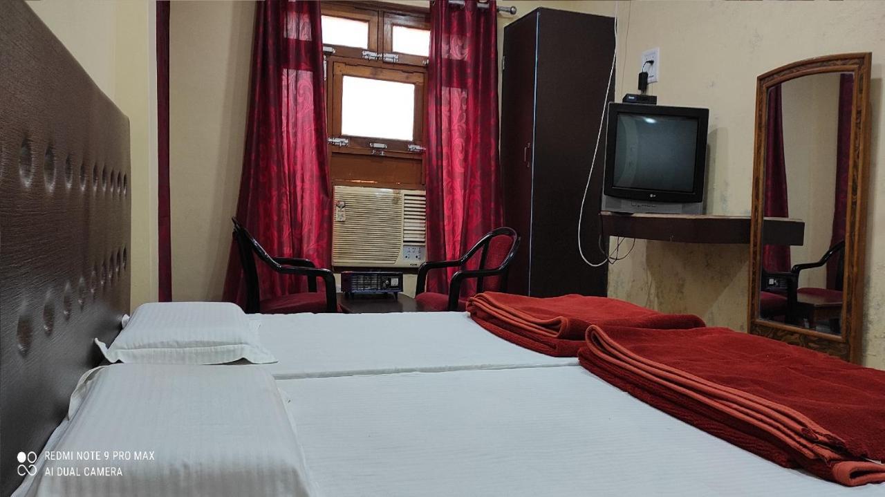 Hotel Avadh Balrampur Exterior photo