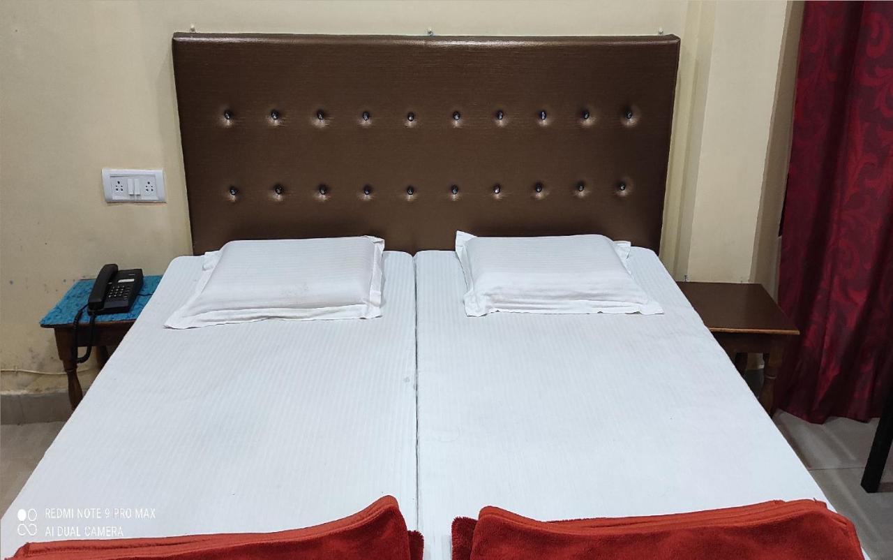Hotel Avadh Balrampur Exterior photo